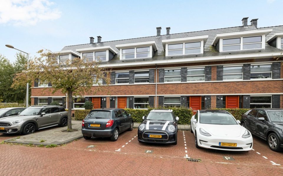 Meijepolderstraat 6 <br> <small>2493 XC Den Haag </small>