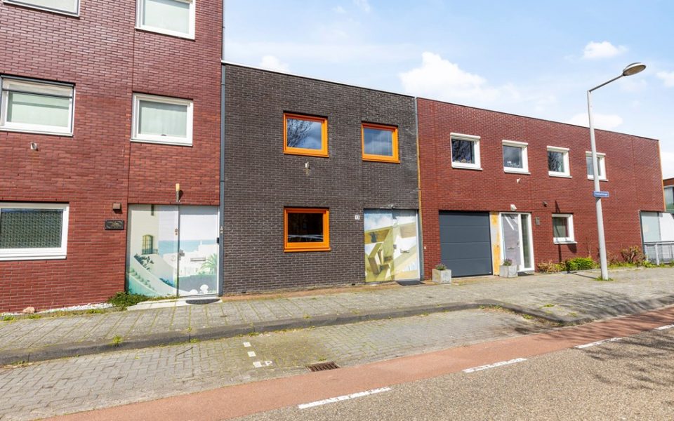 Kokkelsingel 13 <br> <small>2492 SB Den Haag </small>