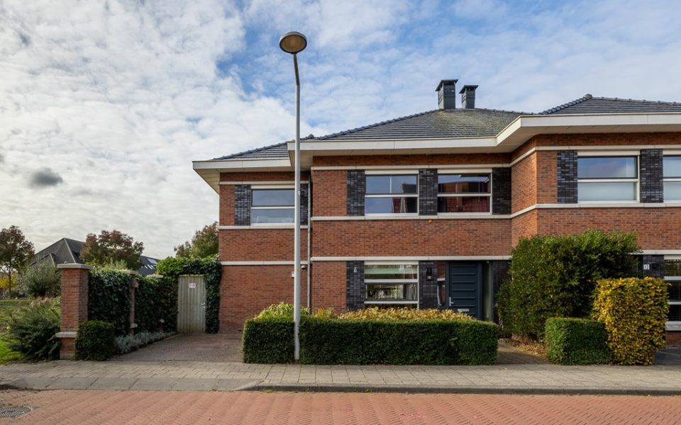 Boekelermeerstraat 10 <br> <small>2493 XH Den Haag </small>