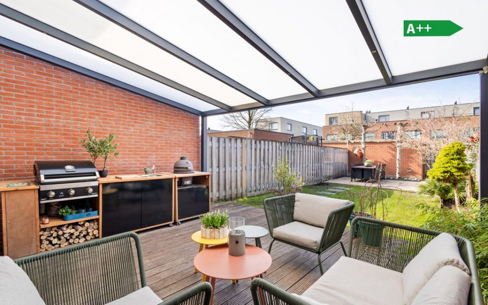 Bekerstraat 67 <br> <small>2492 WD Den Haag </small>